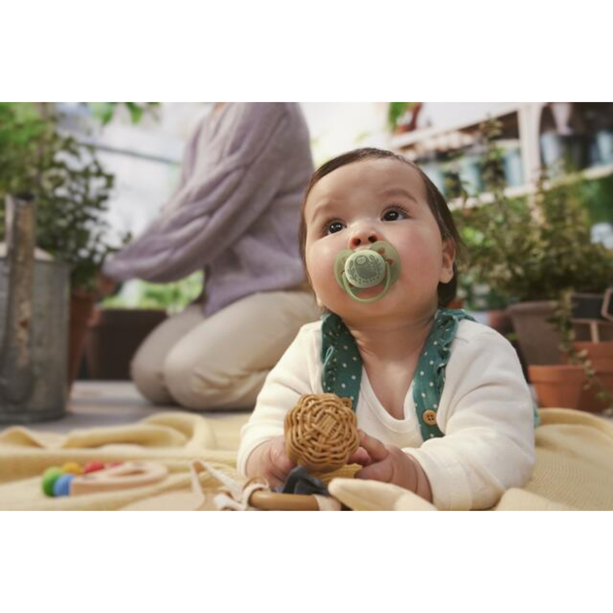 Succhietti ultra soft 6-18m pastello giallo e verde con decorazioni, a base vegetale - set da 2 ciucci - philips avent - Avent
